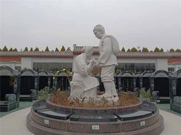 從西安市區(qū)出發(fā)如何前往西安漢皇樹葬墓園？