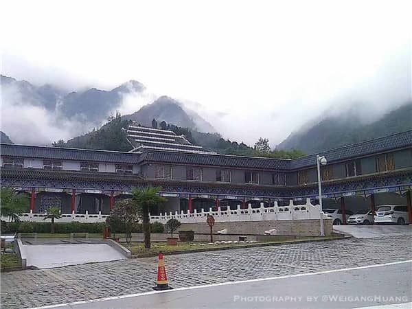 如果想了解更多關(guān)于西安九龍山公墓的服務(wù)內(nèi)容，應(yīng)該如何操作？