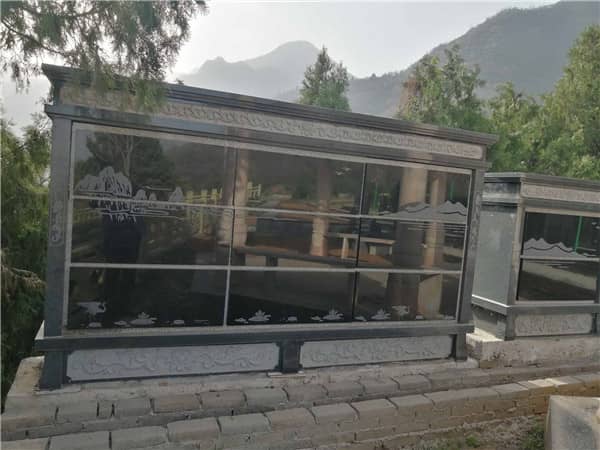西安九龍山公墓內不同墓區的立碑葬式價格為何會有所不同?
