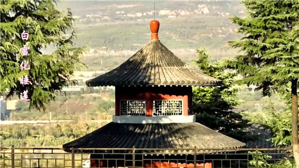 西安霸陵墓園新區(qū)中元節(jié)，緬懷故人