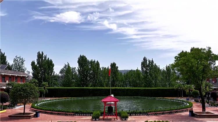 西安霸陵墓園聯系電話，西安霸陵墓園的聯系方式與服務
